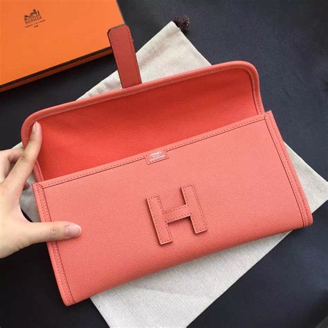 hermes jige elan 29 clutch review|kelly clutch vs hermes.